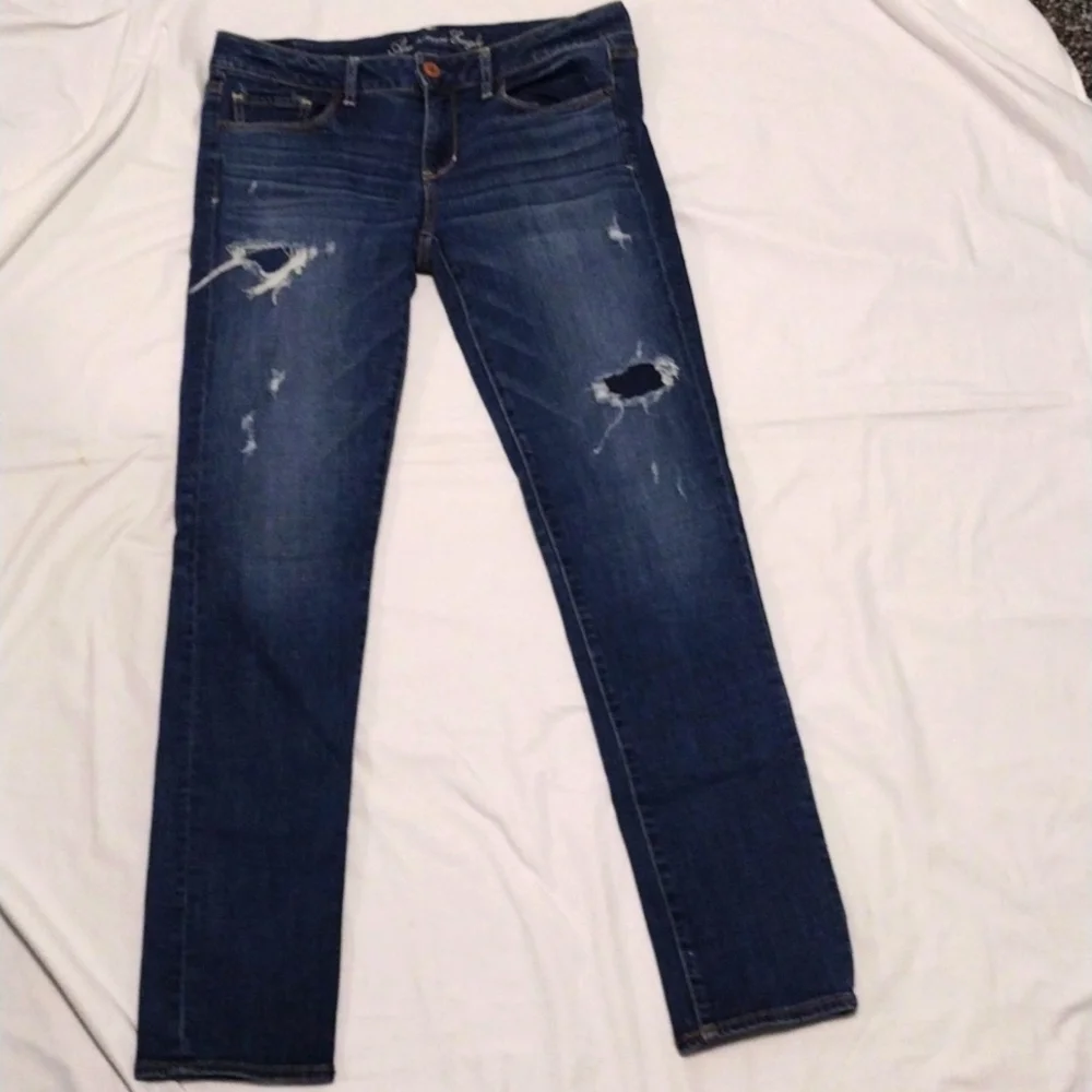 Woman's American Eagle Super Stretch Skinny Jeans Blue Denim Distressed size 10 - Picture 1 of 11